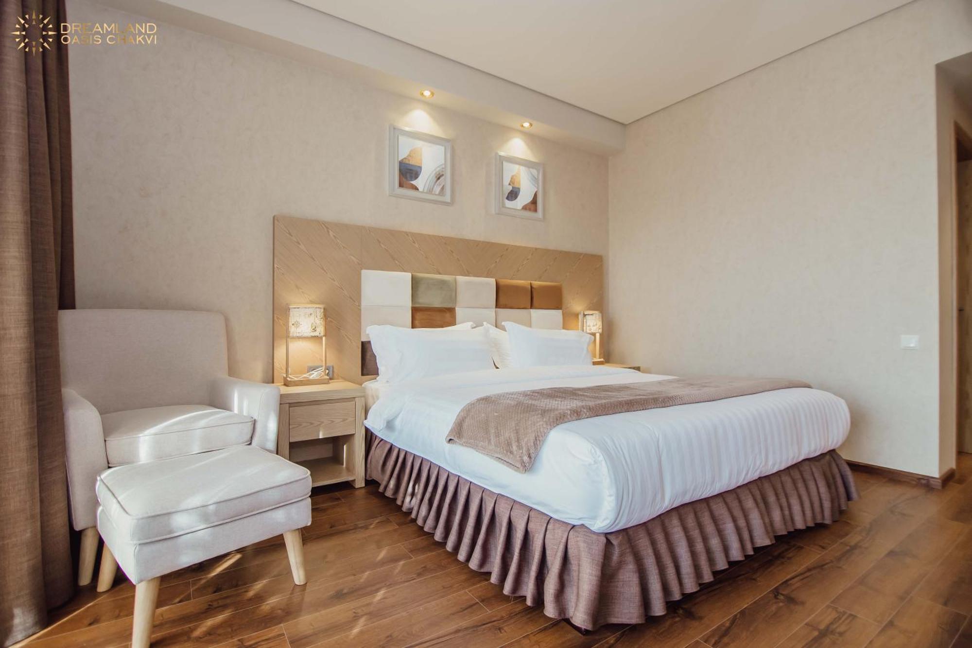 Dreamland Oasis Aparthotel Kobuleti Esterno foto