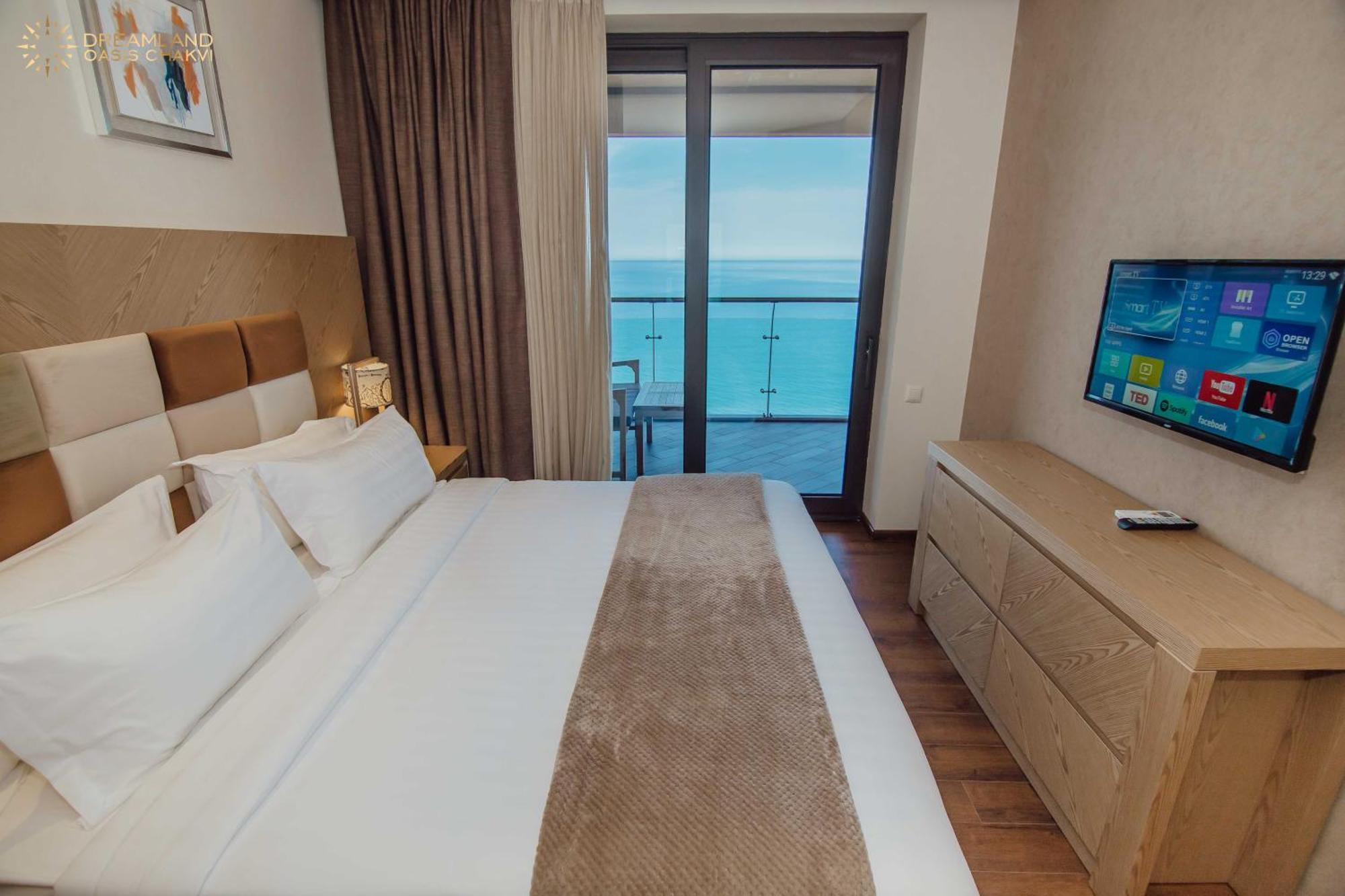Dreamland Oasis Aparthotel Kobuleti Esterno foto