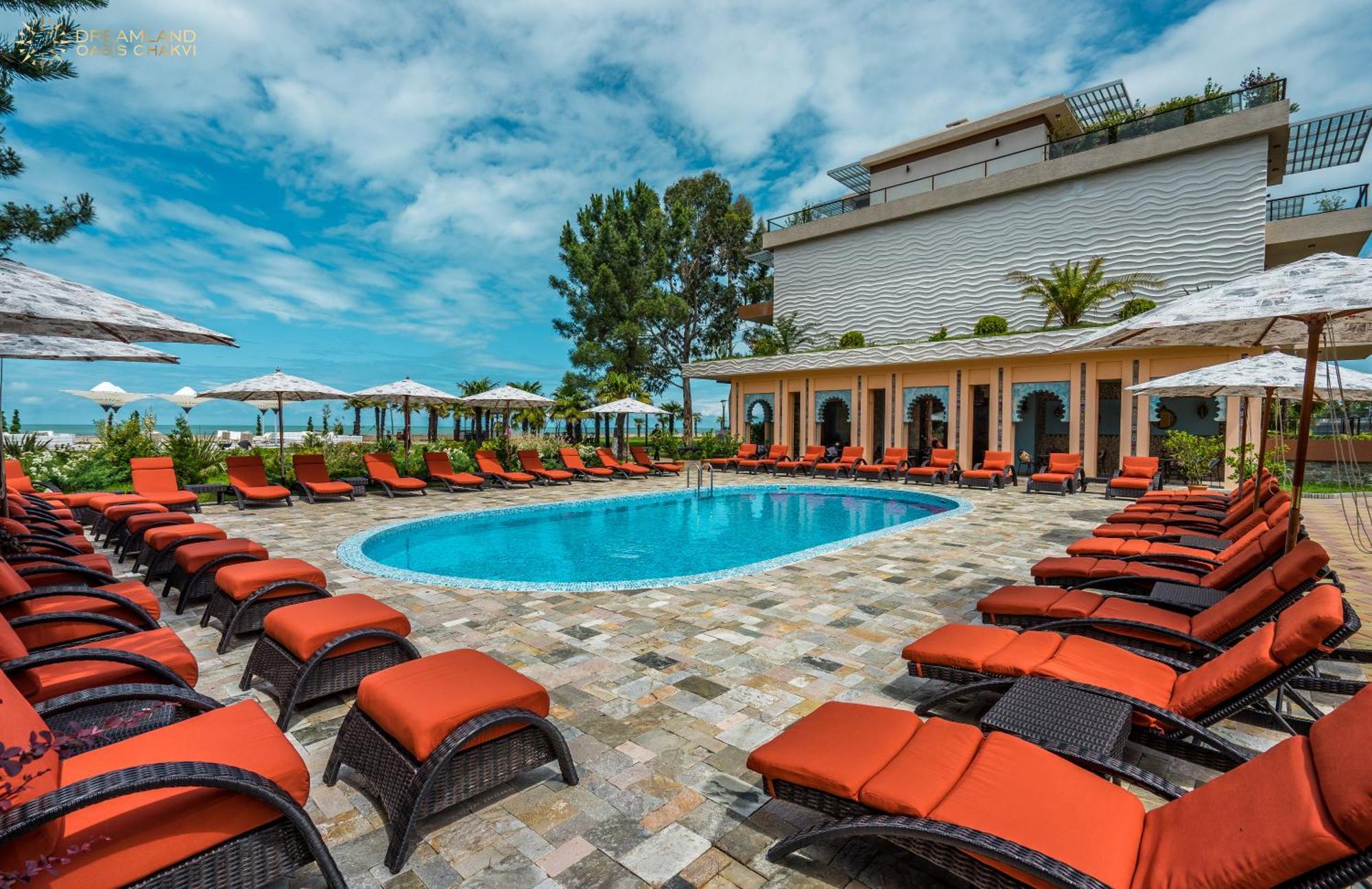Dreamland Oasis Aparthotel Kobuleti Esterno foto