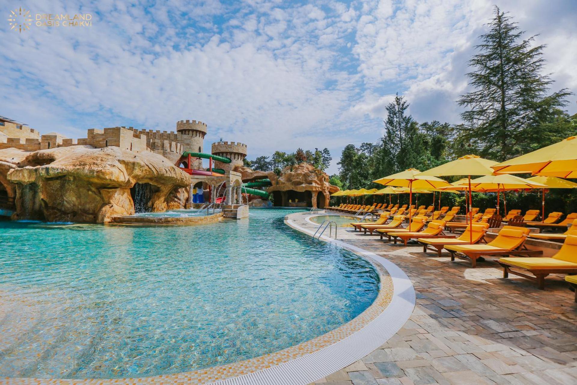 Dreamland Oasis Aparthotel Kobuleti Esterno foto
