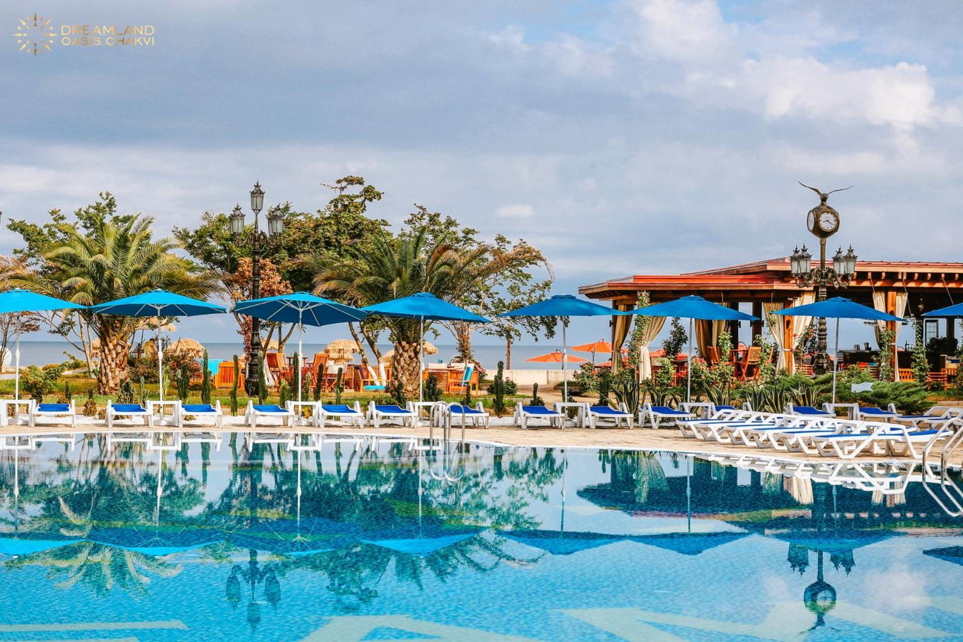 Dreamland Oasis Aparthotel Kobuleti Esterno foto