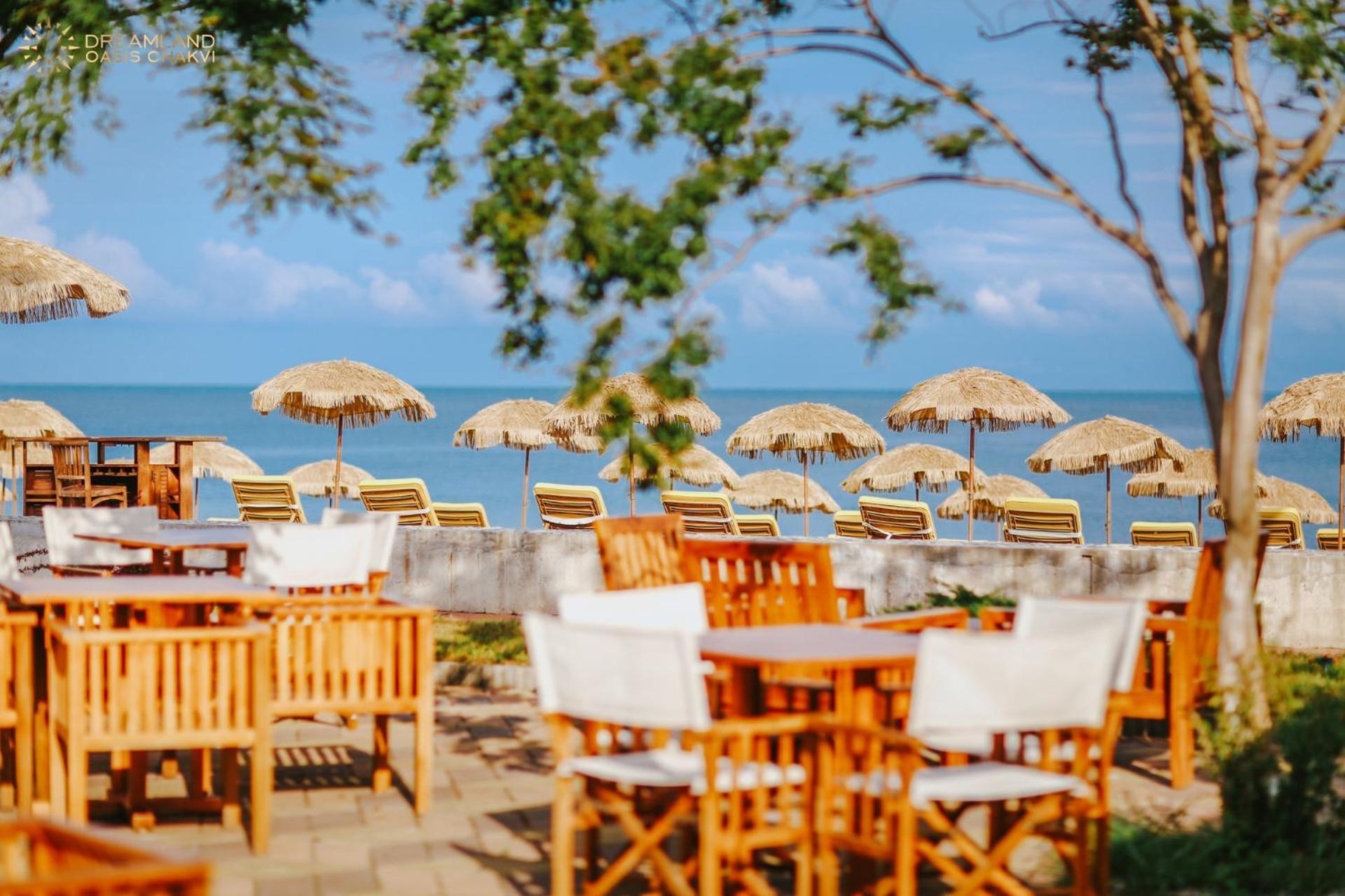 Dreamland Oasis Aparthotel Kobuleti Esterno foto